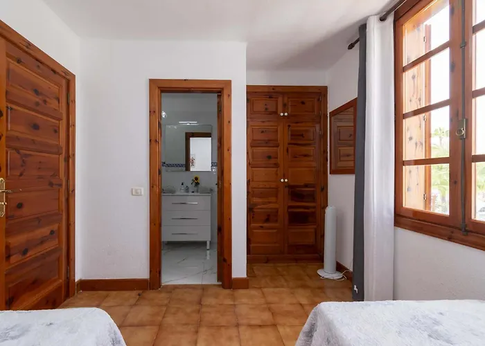 Parque Santiago Iii 235 - Four Bed Вилла