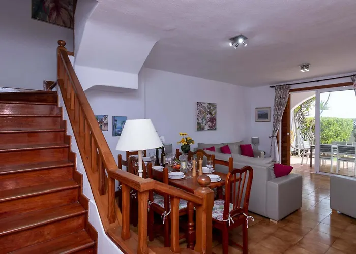 Parque Santiago Iii 235 - Four Bed Villa