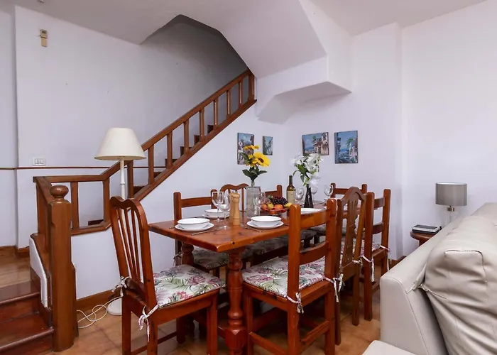 Parque Santiago Iii 235 - Four Bed Villa *